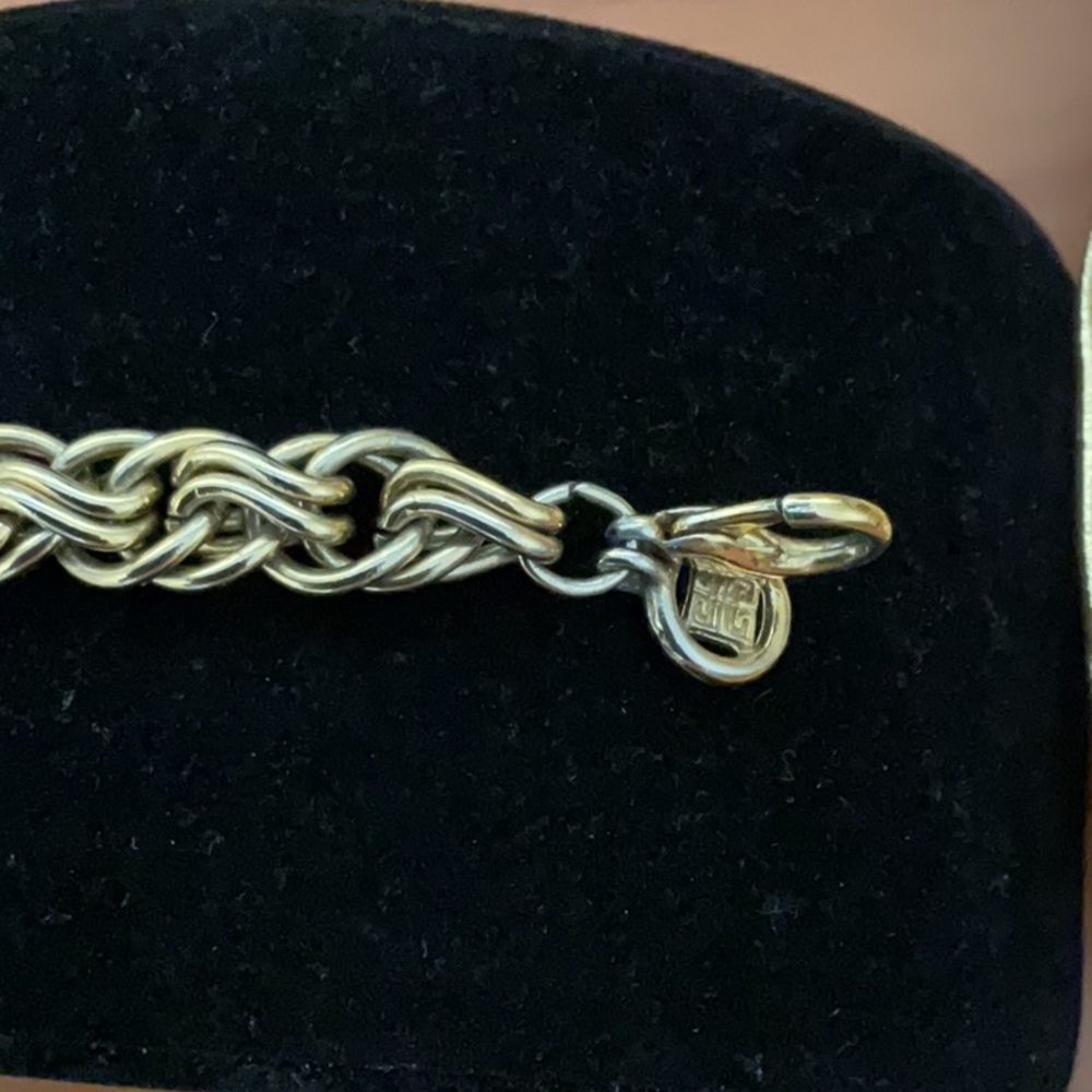 Givenchy Gold-Tined Ripe Bracelet πππ - Picture 6 of 11